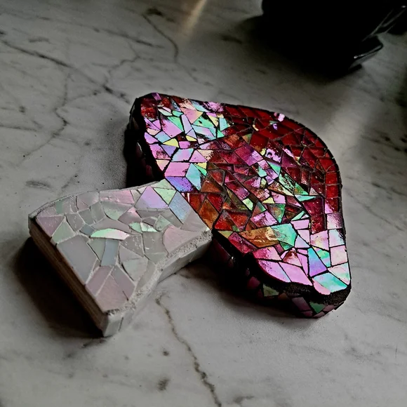 Irridescent Mosaic Mushroom Decor - Picture 11 of 15